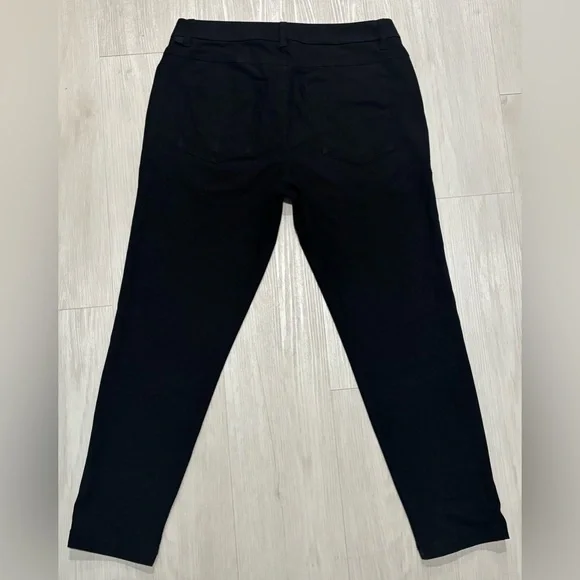 lululemon athletica Black ABC Classic-Fit 5 Pocket Pant - Picture 8 of 11